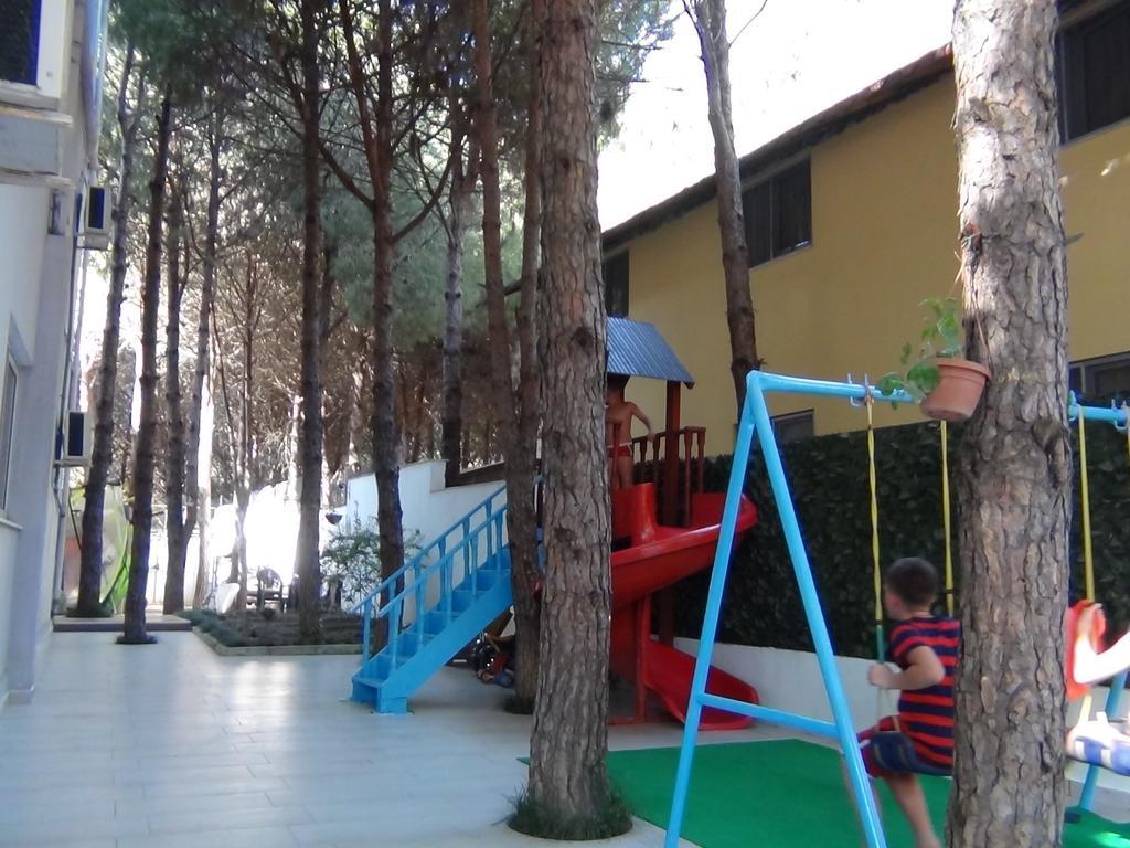 Hotel Princi I Vogel Velipoje Ngoại thất bức ảnh